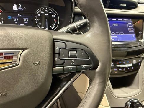 Used 2023 Cadillac XT6 Premium Luxury AWD/4WD image 18
