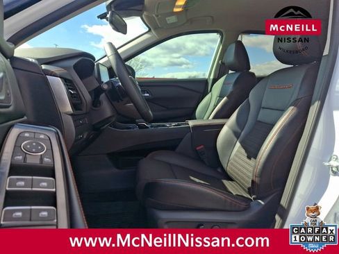 Used 2025 Nissan Rogue SV w/ Rock Creek Premium Package image 15