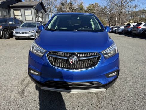 Used 2018 Buick Encore Essence image 3