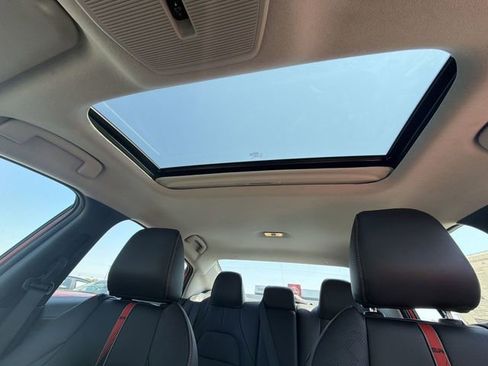 New 2026 Nissan Sentra SR w/ SR Premium Package FWD image 22