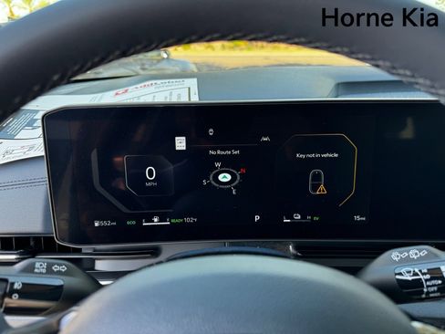 New 2026 Kia Carnival SX image 15