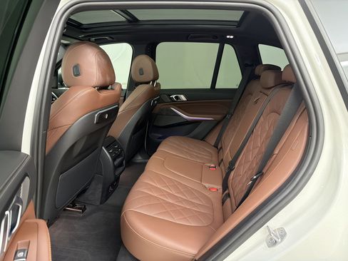 Used 2024 BMW X5 sDrive40i w/ Premium Package RWD image 23