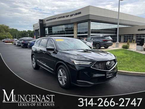 Used 2025 Acura MDX SH-AWD image 1