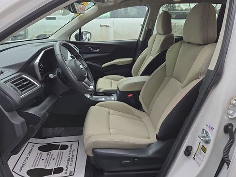 Used 2025 Subaru Ascent Premium w/ Premium Package image 14