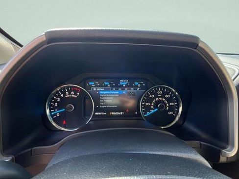 Used 2017 Ford F150 Lariat w/ Equipment Group 502A Luxury image 12