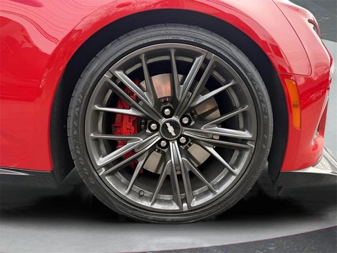 Used 2019 Chevrolet Camaro ZL1 w/ LPO, ZL1 Protection Package image 11