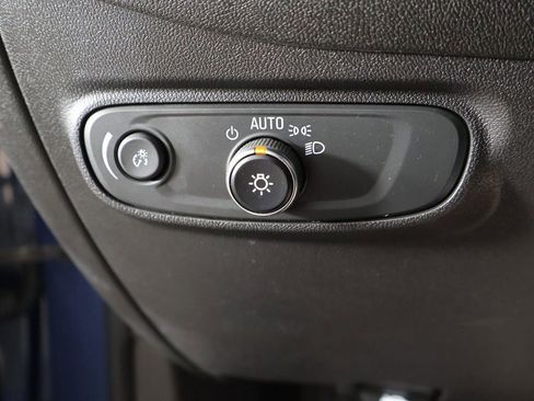 Used 2024 Chevrolet Equinox LT w/ LPO, Floor Liner Package FWD image 35