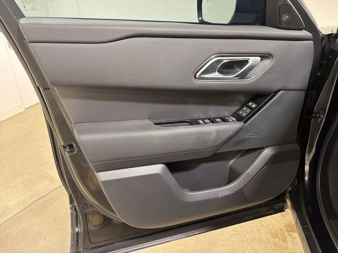 Used 2026 Land Rover Range Rover Velar S AWD/4WD image 9