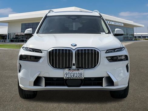 Used 2026 BMW X7 xDrive40i image 3