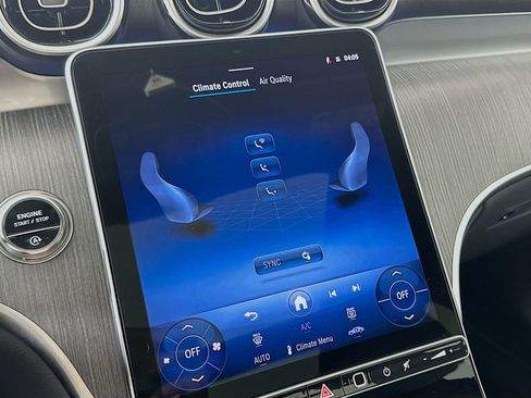 Used 2026 Mercedes-Benz GLC 300 image 16