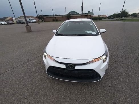 Certified 2025 Toyota Corolla LE FWD image 14