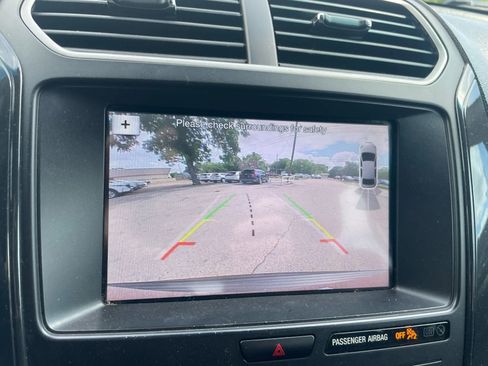 Used 2019 Ford Explorer XLT w/ Equipment Group 201A image 26