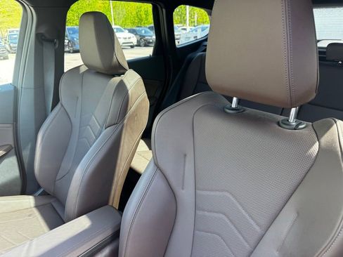 Certified 2023 BMW X1 xDrive28i w/ Premium Package AWD/4WD image 9
