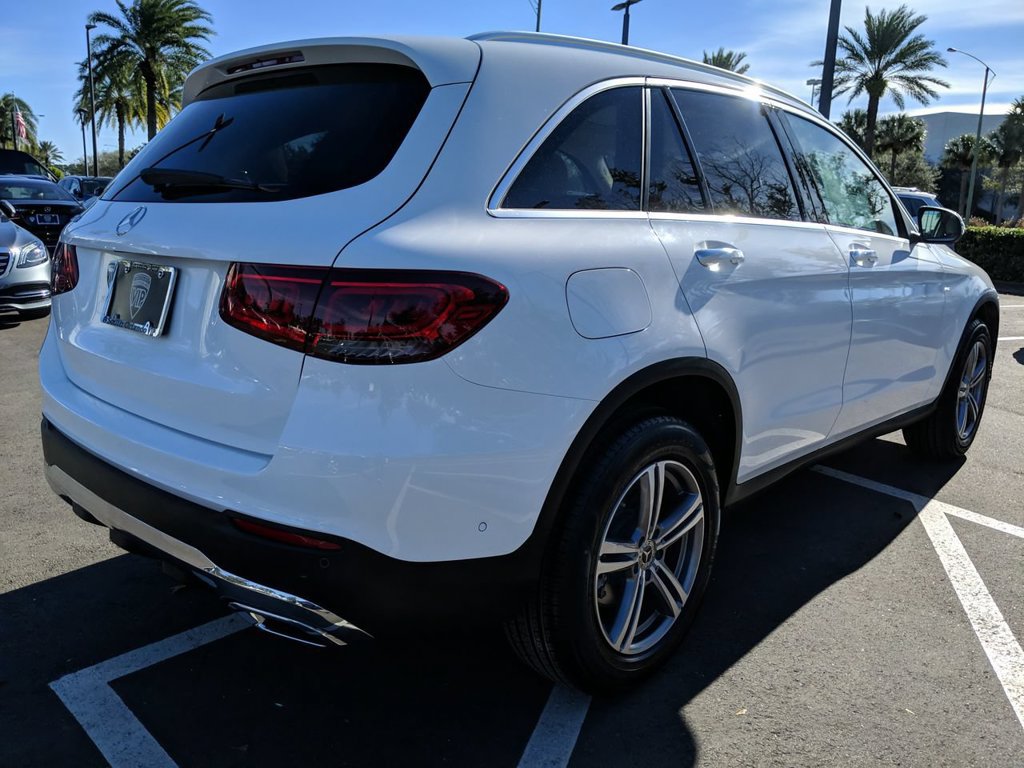 Used 2021 Mercedes-Benz GLC 300 image 2