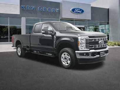 New 2026 Ford F350 XLT w/ FX4 Off-Road Package