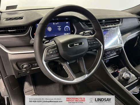 New 2026 Jeep Grand Cherokee L Laredo AWD/4WD image 17