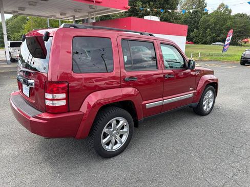 Used 2012 Jeep Liberty Sport AWD/4WD image 6