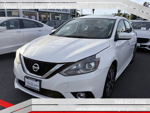 Used 2019 Nissan Sentra SR w/ Premium Package (SR) FWD image 2