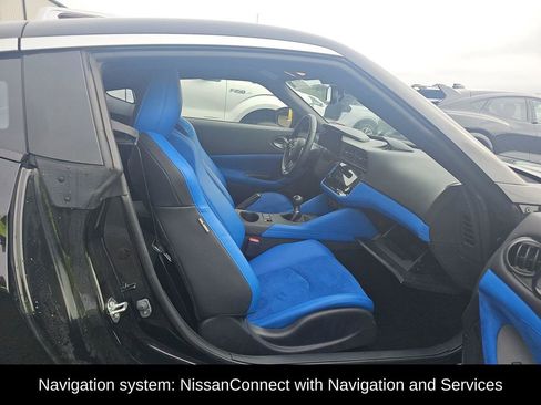 Used 2025 Nissan Z Performance w/ Floor Mat Package RWD image 7
