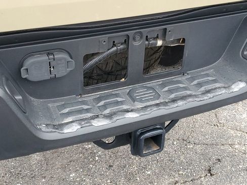 Used 2017 Toyota Tacoma SR5 image 27