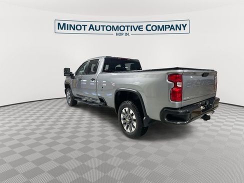 Used 2025 Chevrolet Silverado 2500 Custom w/ Custom Value Package AWD/4WD image 6