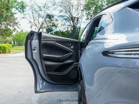Used 2021 Aston Martin DBX AWD/4WD image 29