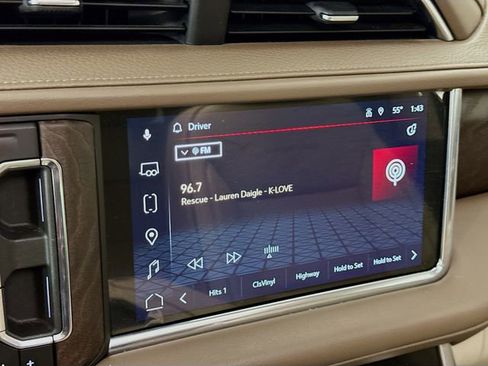 Used 2023 GMC Yukon Denali image 17