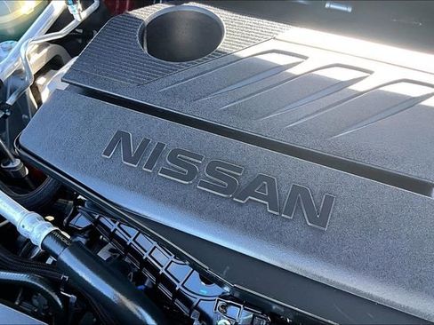 Certified 2023 Nissan Rogue SV FWD image 30