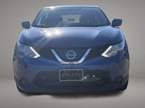 Used 2018 Nissan Rogue Sport S image 9