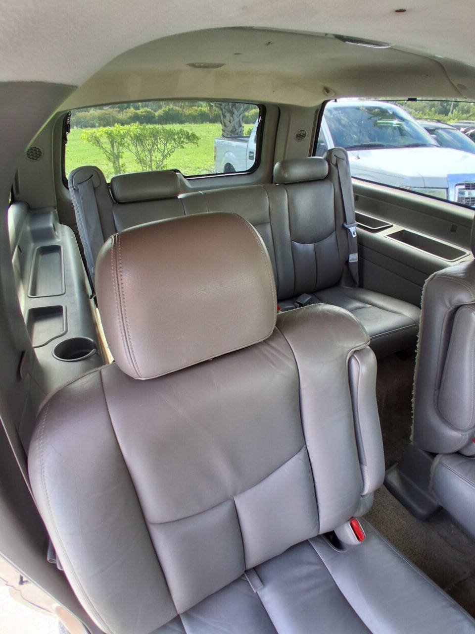Used 2003 Chevrolet Suburban Z71 AWD/4WD image 20