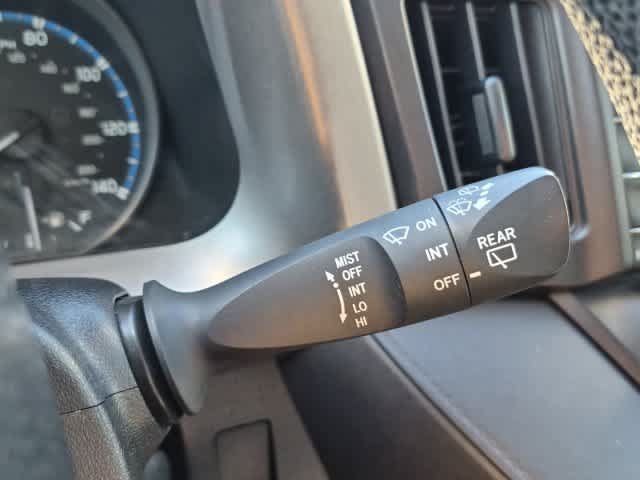 Used 2018 Toyota RAV4 LE w/ All Weather Liner Package AWD/4WD image 25