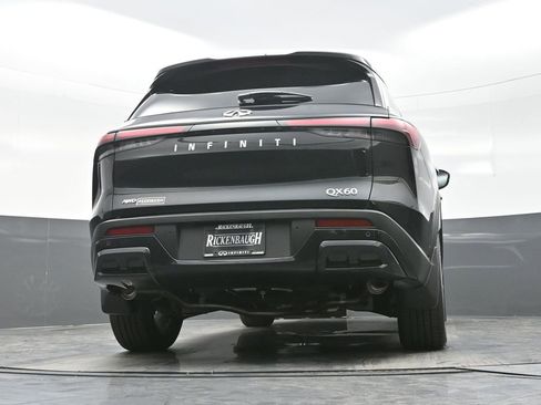 Used 2025 INFINITI QX60 Luxe w/ Cargo Package image 36