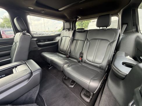 Used 2024 Jeep Grand Wagoneer Series II Obsidian w/ Quick Order Packagew 28T AWD/4WD image 30