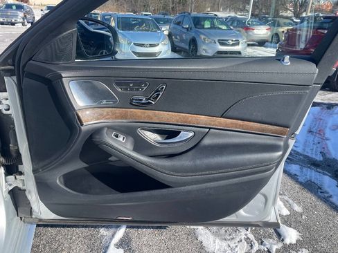 Used 2015 Mercedes-Benz S 550 S 550 4dr Sedan image 42
