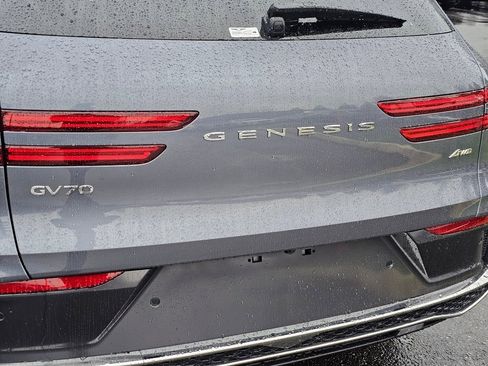 New 2026 Genesis GV70 2.5T Advanced image 25