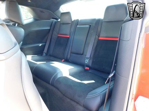 Used 2011 Dodge Challenger SRT8 image 23