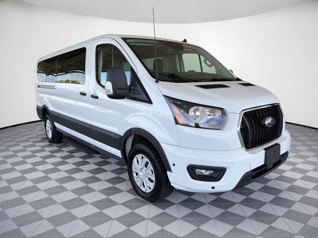 Used 2025 Ford Transit 350 XLT RWD image 7