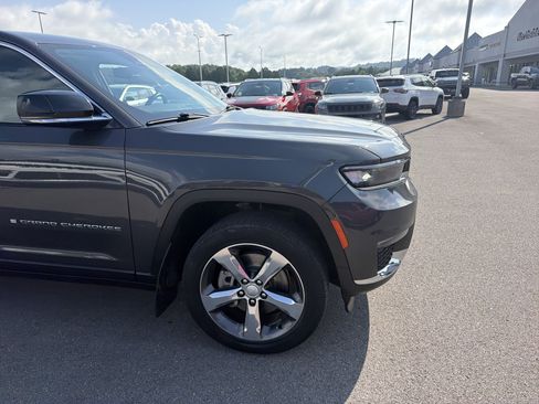 Used 2021 Jeep Grand Cherokee L Limited AWD/4WD image 4