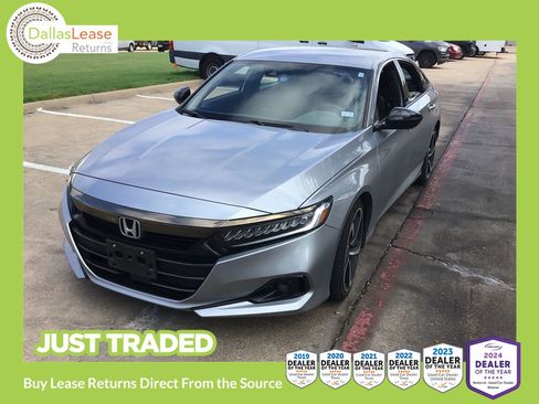 Used 2022 Honda Accord Sport image 1