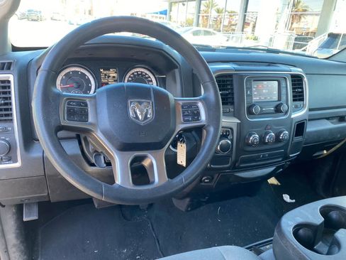 Used 2021 RAM 1500 Classic SLT RWD image 11