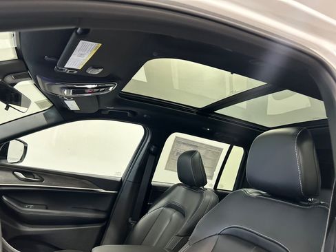 New 2025 Jeep Grand Cherokee Limited image 27