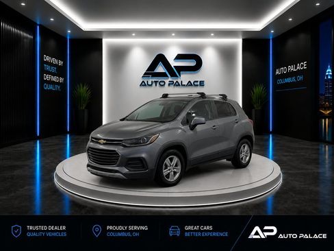 Used 2020 Chevrolet Trax LS w/ Tint and Cruise Package FWD image 1