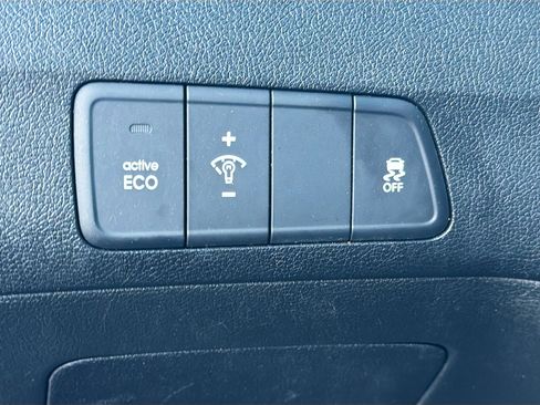 Used 2013 Hyundai Elantra Limited w/ Technology Pkg image 30