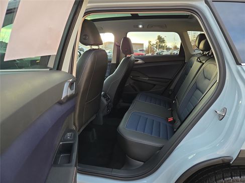 New 2026 Volkswagen Taos SEL image 25