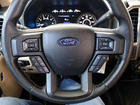 Used 2015 Ford F150 XLT w/ Equipment Group 301A Mid AWD/4WD image 45