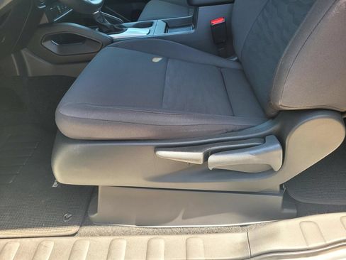 Used 2026 Nissan Frontier S RWD image 19