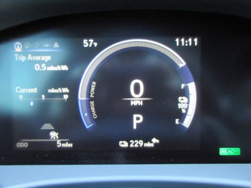 New 2026 Lexus RZ 450e AWD image 32