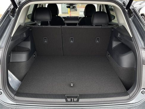 New 2026 Volkswagen Tiguan SE image 31