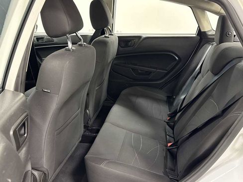 Used 2017 Ford Fiesta SE image 22