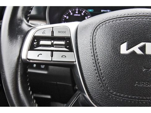 Used 2022 Kia Telluride SX w/ Towing Package FWD image 19